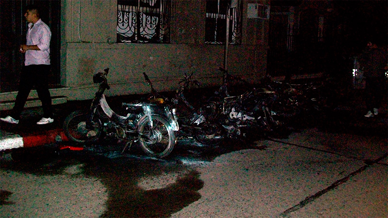 Así quedaron las motos tras el incendio.