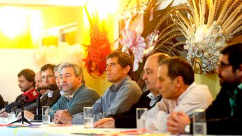 Carnaval de Gualeguaychú: Empezaron a delinear detalles para 2016