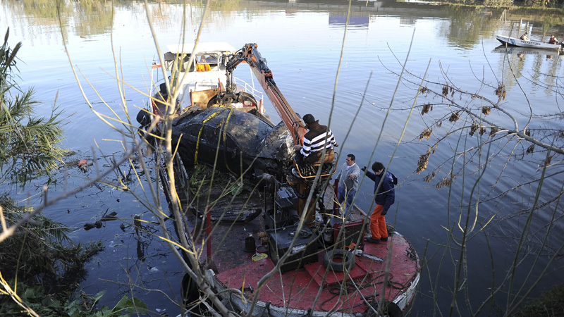 Un Audi terminó en el Riachuelo