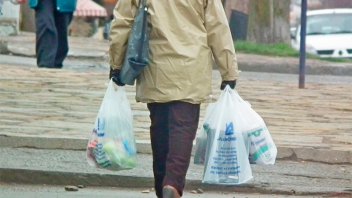 Comercios no podrán utilizar más bolsas plásticas en Gualeguaychú