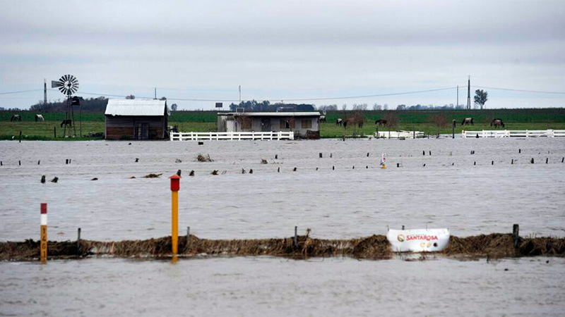 Campos inundados.