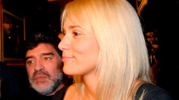 Maradona confirmó que se casa en diciembre
