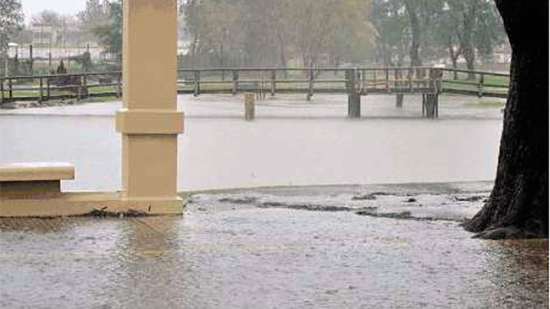 El Parque Mitre bajo agua.