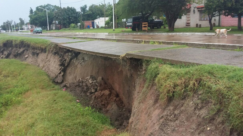 La barranca frente a barrio F&aacute;tima