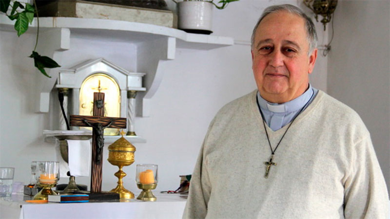 Sacerdote de la capilla San Francisco, Eduardo Ramos