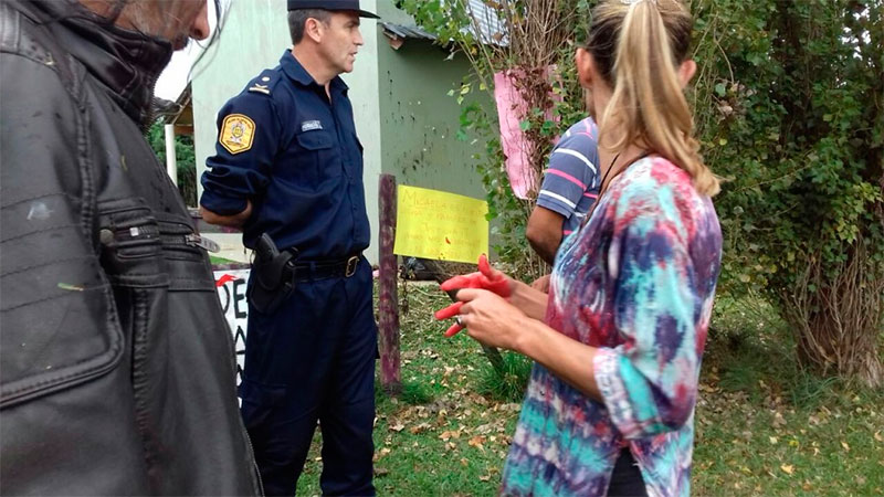 Nuevo escrache al juez que liber&oacute; a Wagner: Esta fue vez fue en Pueblo Belgrano