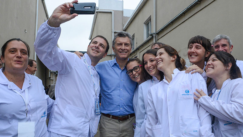 Mauricio Macri recorrió el laboratorio Eriochem
