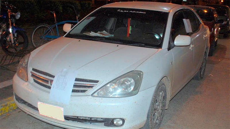Secuestraron un automóvil Toyota Allion A 18, con patente paraguaya