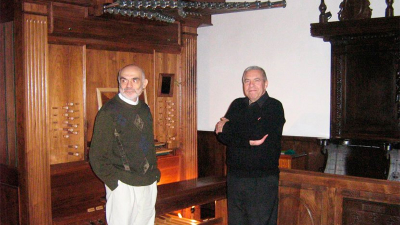 Con su antecesor y primer maestro de órgano, Hugo Fernández Languasco.