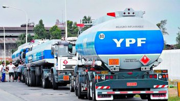 En doce meses, el precio de los combustibles