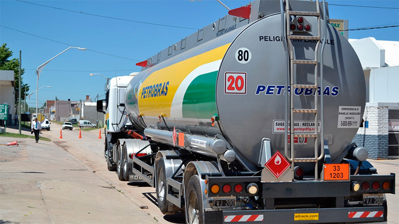 Robaron en Buenos Aires un camión que transportaba combustible