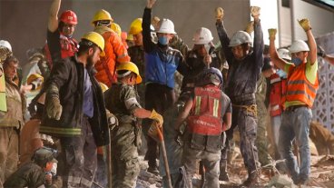 Terremoto en México: el sistema de señas que usan los rescatistas