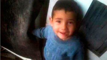 Tiene prohibición de acercamiento, se llevó a su hijo y no pueden localizarlos