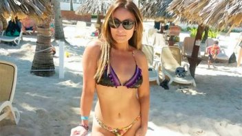 Marcela Tauro en bikini y al sol durante las vacaciones con su novio