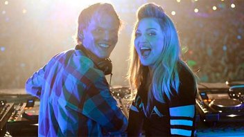 La música electrónica de luto: Mensajes de otros DJ`s por la muerte de Avicii