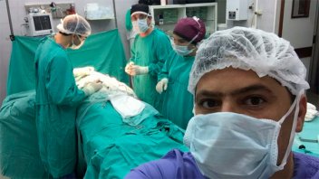 Un niño epiléptico fue sometido a una operación inédita en sanatorio entrerriano