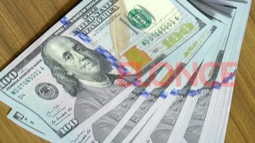 El dólar bajó y cayó por debajo de los $ 28 por primera vez en cinco días
