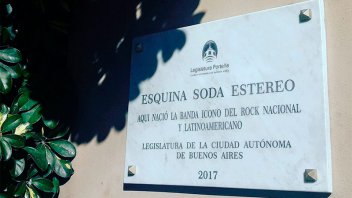 Homenajearon a Soda Stereo con una placa pero escribieron mal el nombre