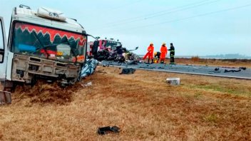Son cinco los fallecidos tras violento accidente frontal en la Ruta 8