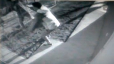 Filman a ladrones mientras roban en una obra a plena luz del día