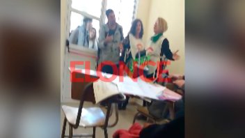 Video: Polémica por ruidoso reclamo en defensa de la universidad pública