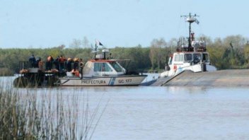 Hallaron un cadáver atado y amordazado en zona de islas de Victoria