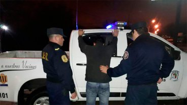A punta de pistola asaltaron a matrimonio: Los ataron y robaron 200.000 pesos