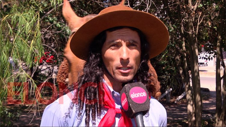 Pasó por Paraná reconocido jinete que cabalga al Santuario del Gauchito Gil