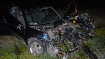 Trasladaron a Paraná a dos heridos en violentísimo choque frontal