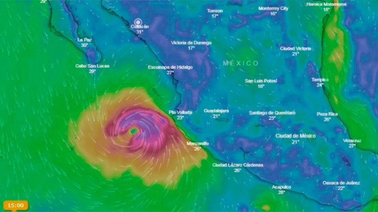 El huracán Willa se acerca a México y amenaza varios centros turísticos