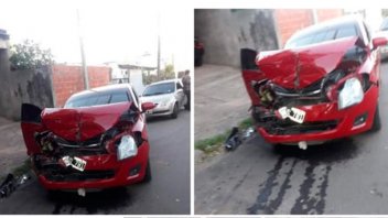 Corrió con su auto y atropelló a dos