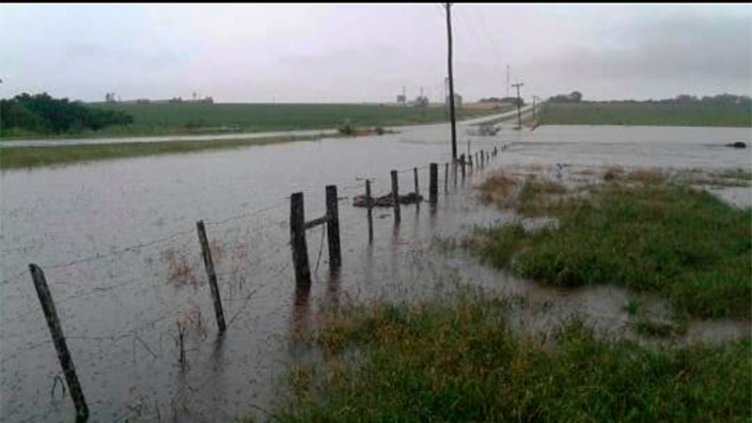 Continúan los inconvenientes en Victoria y zona por el intenso temporal