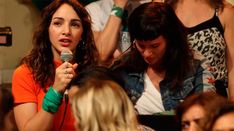 Allanaron la ONG que asesoró a Thelma Fardín en su denuncia contra Darthés