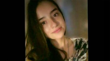 Joven buscada en Paraná: Se separó de su madre en el centro y no regresó
