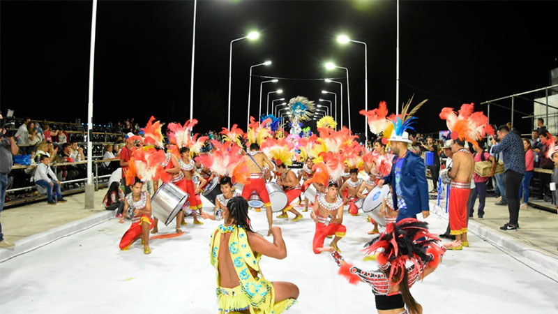 Noche inaugural del Carnaval en Santa Elena.