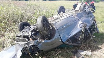 Dos personas murieron tras un despiste y vuelco ocurrido en la Ruta 14