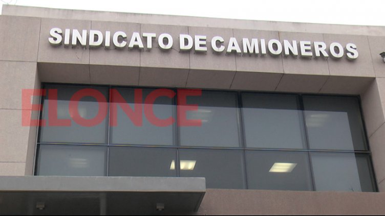 Camioneros firmaron un aumento salarial del 23% hasta diciembre