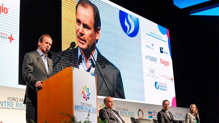 El Gobernador ratificó la eliminación de impuestos distorsivos al sector privado