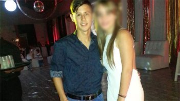 Video: Se enteró que su ex pareja fue a bailar, la buscó y la golpeó brutalmente