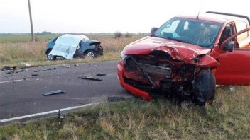 Un bebé de cuatro meses y una pareja murieron en un terrible choque