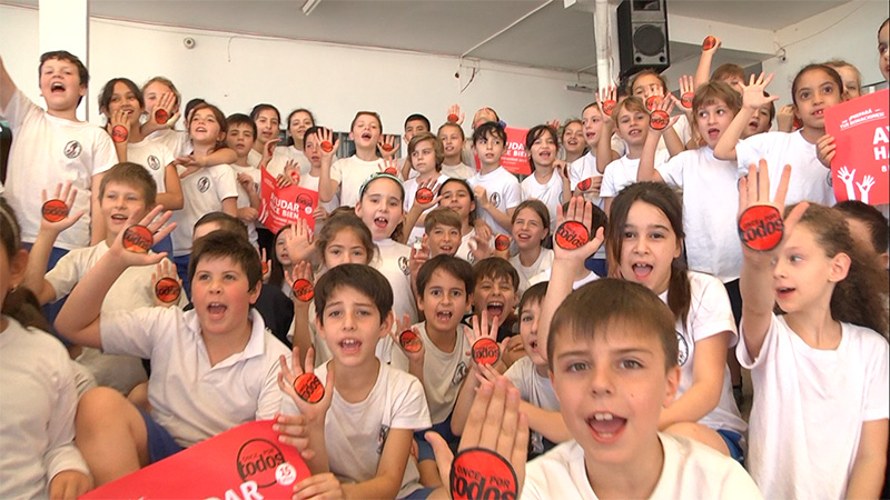 La escuela "Santa Lucía" se suma a Once por Todos: Colectan donaciones y tapitas - Paraná - Elonce.com
