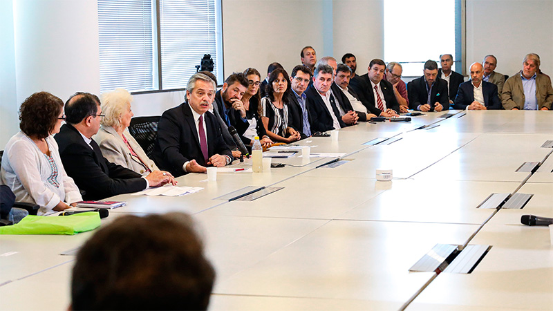 Fernández encabezó una reunión del Consejo Federal Argentina Contra el Hambre