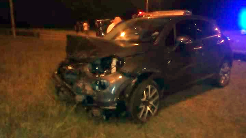 Un herido grave tras choque y vuelco de camioneta en el cruce de rutas ...