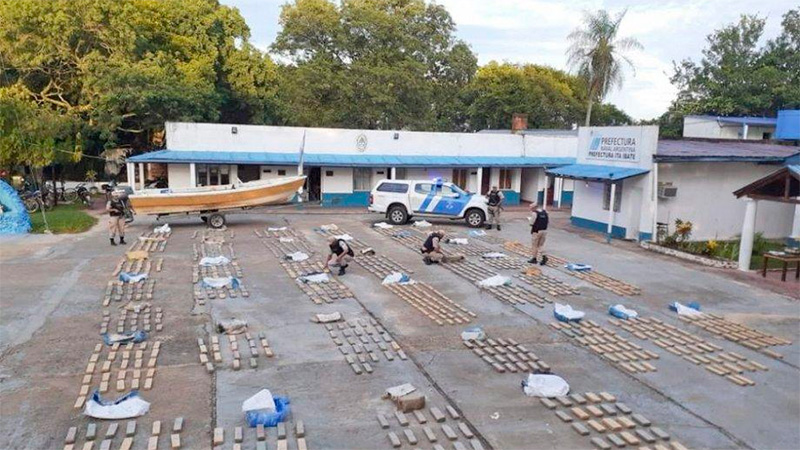 Incautaron 920 kilos de droga ingresados a través del río Paraná