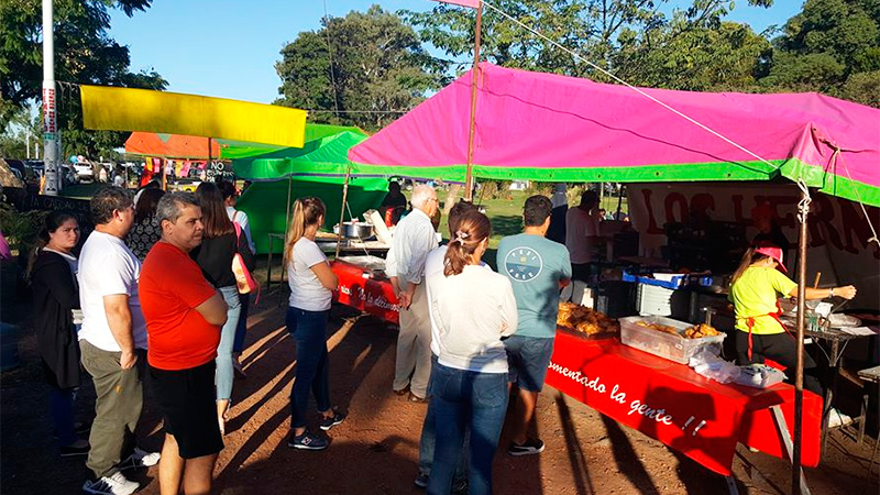 Los puestos de venta de comida ya no podrán estar en la Costanera de Paraná