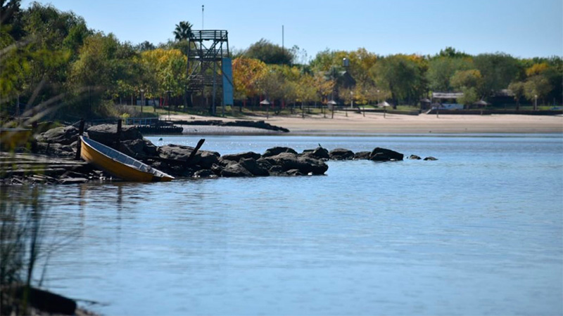 Bajante del r&iacute;o en Gualeguaych&uacute;.