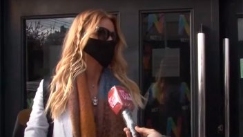 Video: Nicole Neumann daba una entrevista y le estornudaron cerca