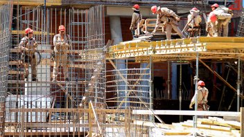 Trabajadores de la construcción acordaron nuevos aumentos: todas las escalas