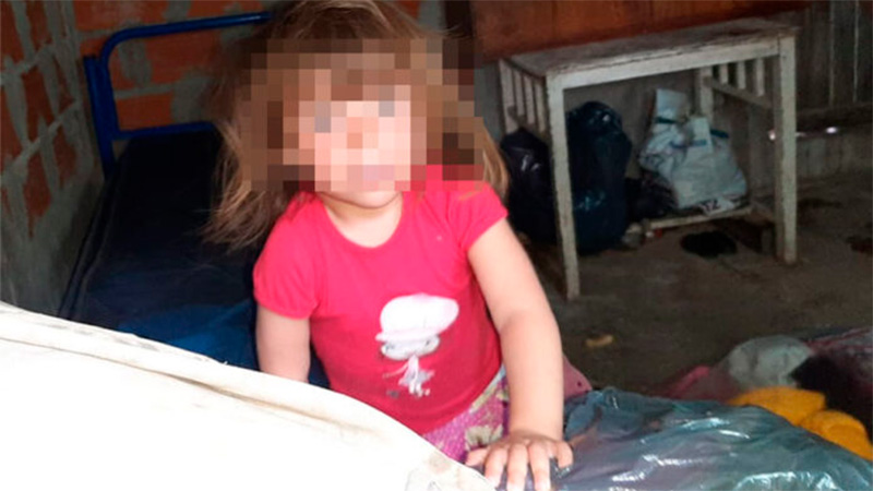 Rescataron a una niñita que permanecía encerrada sola en una vivienda.-