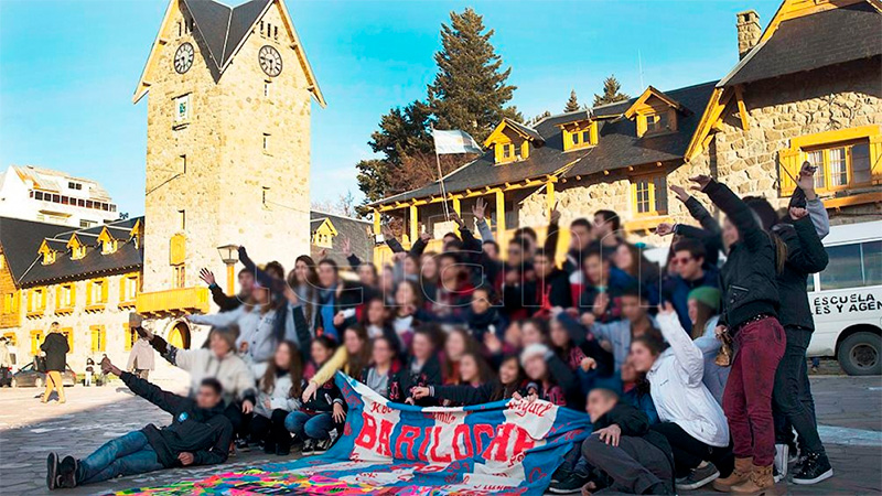 Son 19 los estudiantes entrerrianos contagiados de Covid-19 en Bariloche.-